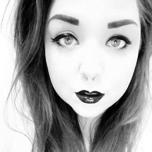 Meet your Posher, Rebekah